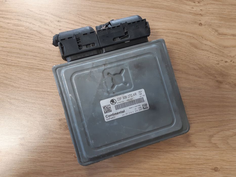 seat skoda vw komputer sterownik 03f906070ar