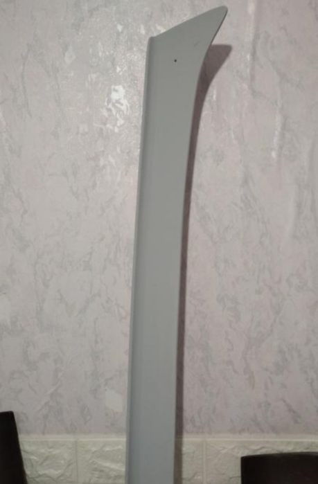 Сполер и две накладки наружные на двери