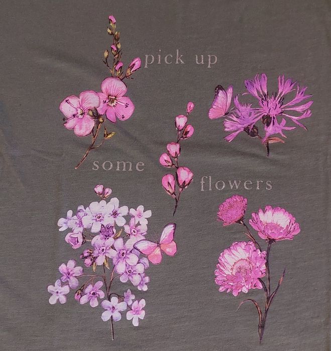 Trzy koszulki dla dziewczynki, rozmiar 134