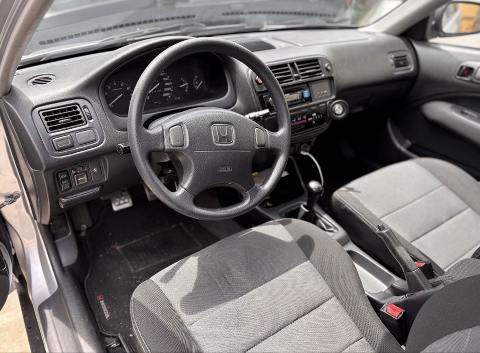 Honda Civic 1.5 ek3  3p de 1999 foto 2