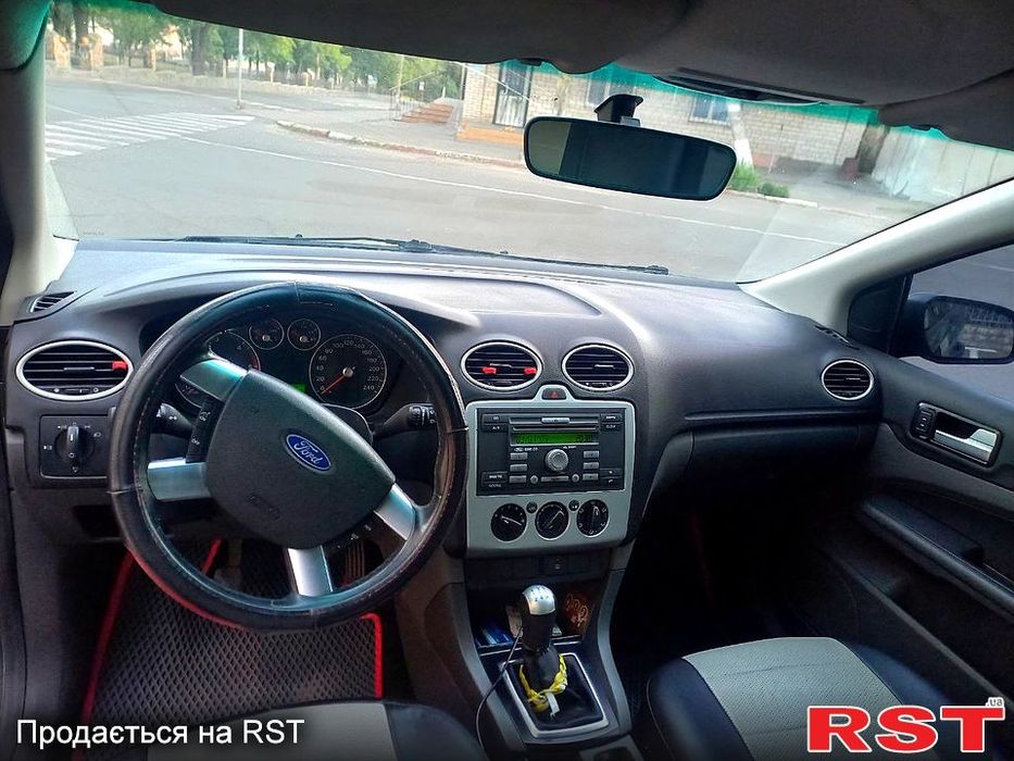 Автомобіль Ford Focus