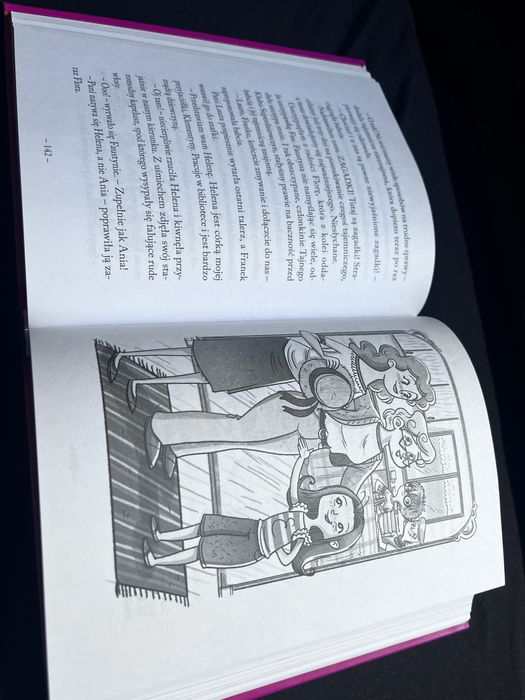 Emi wielka ksiega przygod tajny klub superdziewczyn