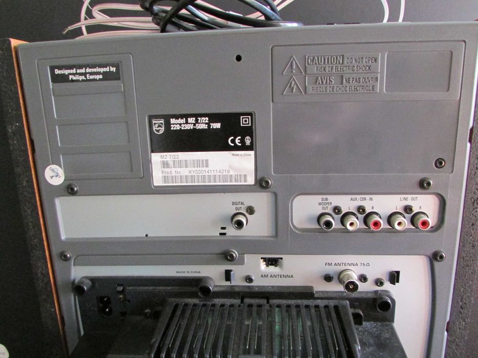 Philips MZ-7/22 – Mini sistema som hi-fi e colunas 3 vias