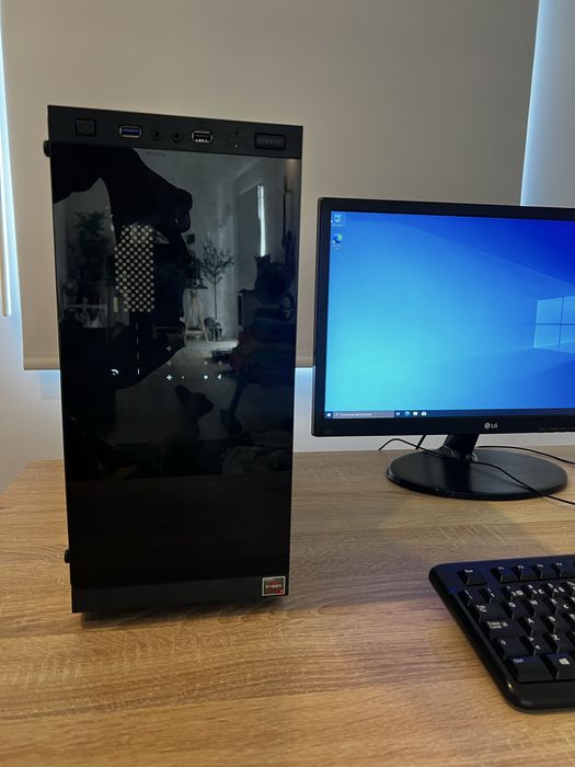 Pack PC Desktop AMD 7 3700x 8 core 16GB ram LG 22”