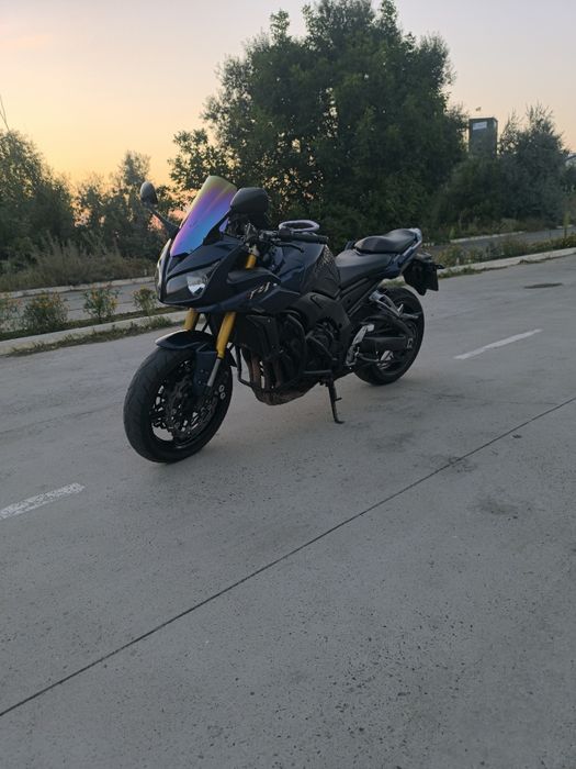 Продам Yamaha  Fazer fz1   литр