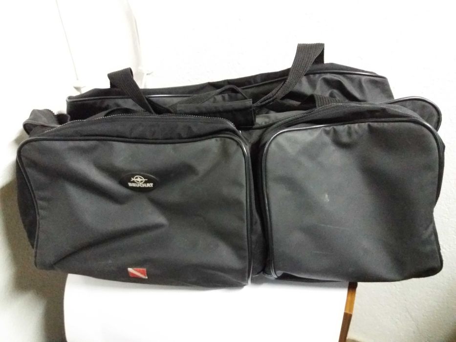Nas profundezas do Mar Equipamento Mergulho completo