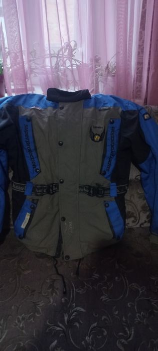 Мотокуртки,  різні розміри, гарної якості, мотоекіперування