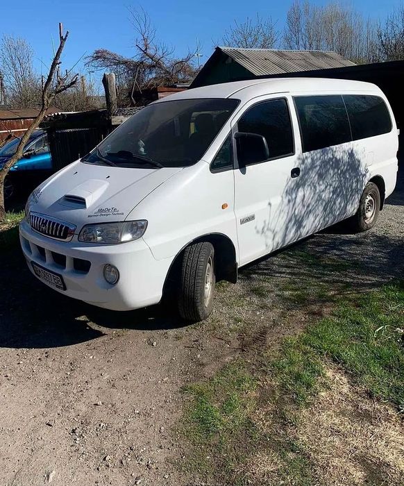 БУС Hyundai H-1 2008р 2.5 дизель МКПП