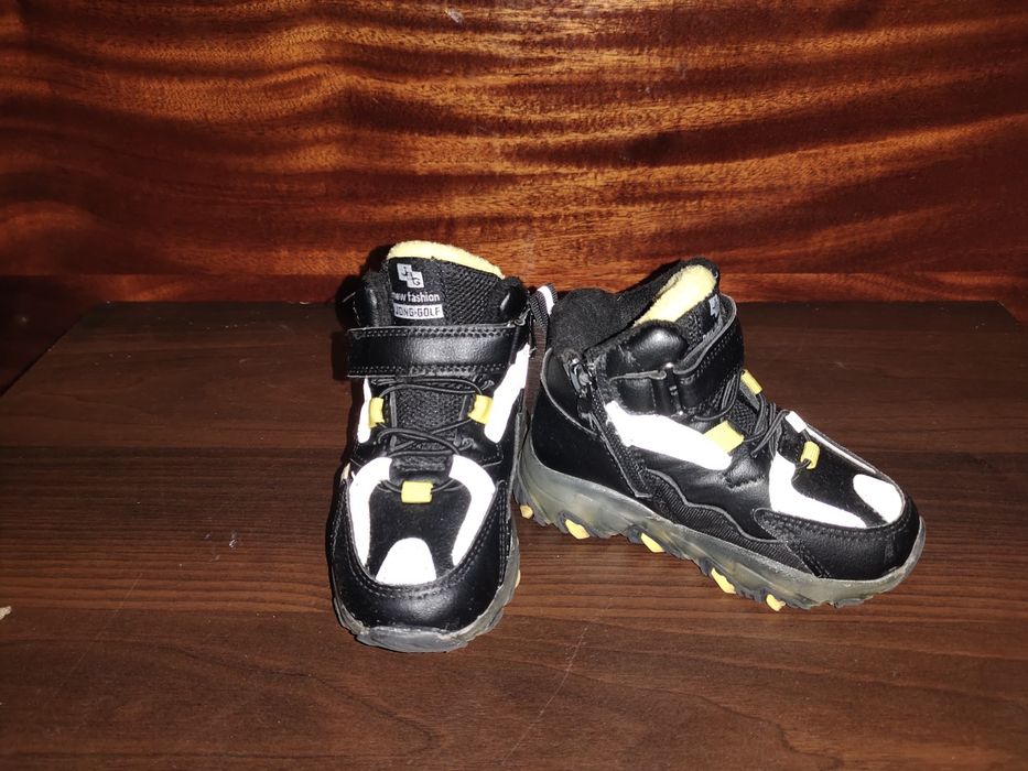 взуття для хлопчика