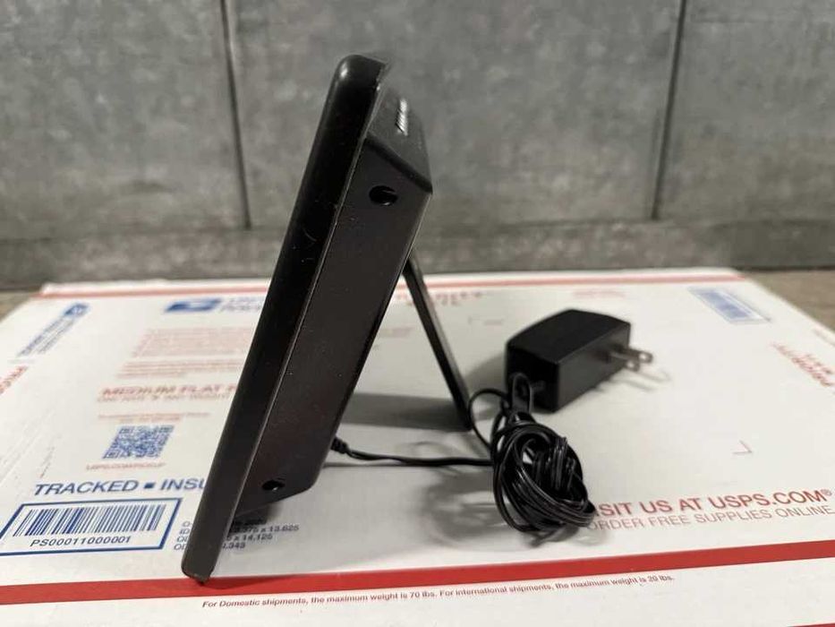 moldura digital HP com comando em excelente estado