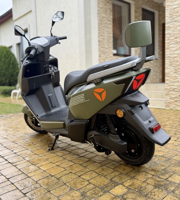 Електроскутер YADEA GT25, гарантія, оліва
