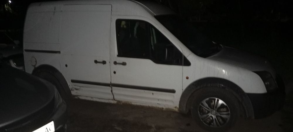 Ford connect 1,8 дизель 2003год