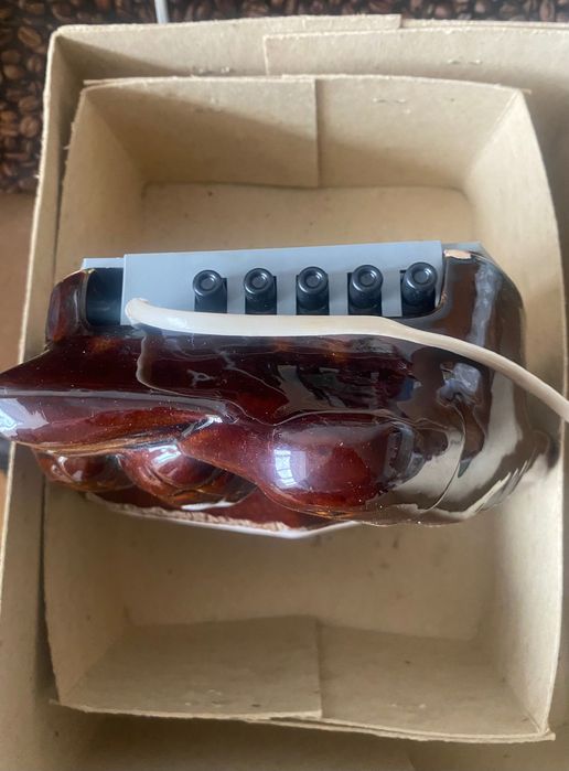 Часы ламповые домик , Обливная керамика 1991 года , смотрите описание