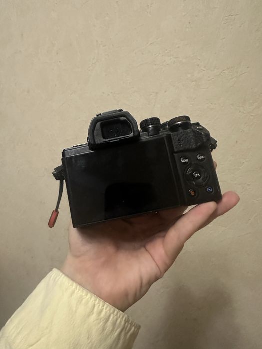 Olympus OM-D E-M10 Mark II