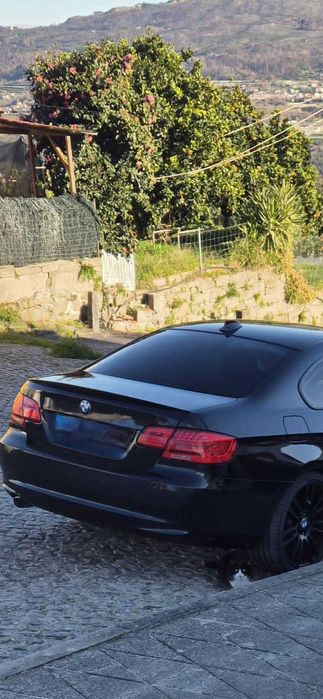 vendo um apara choques de traz do BMW 320-D