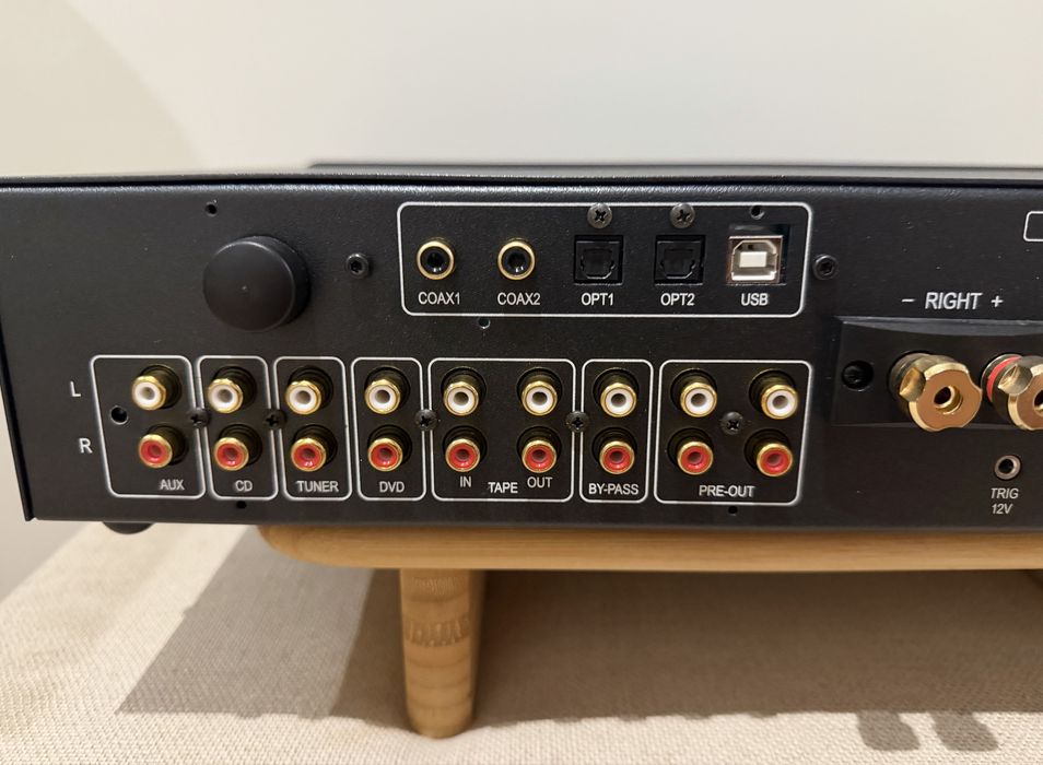 Atoll IN50 Signature Amplificador + DAC incluído
