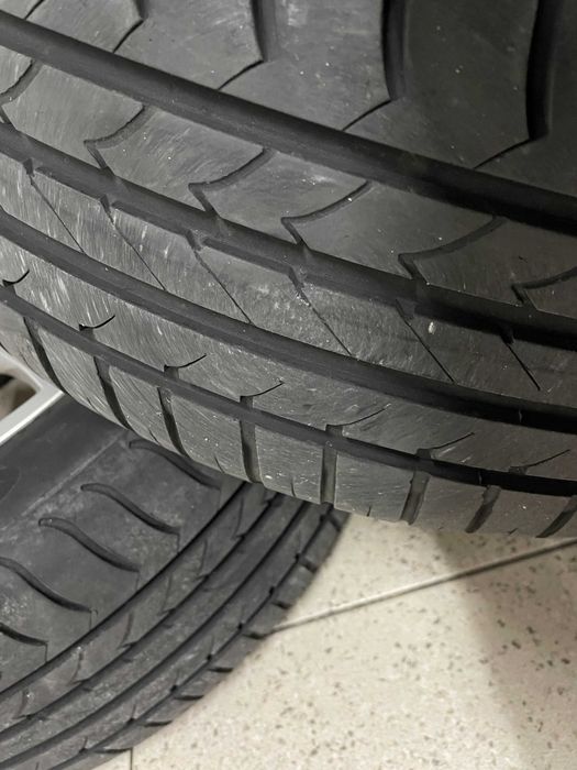 Jantes Mercedes Benz R16 com pneus como novos