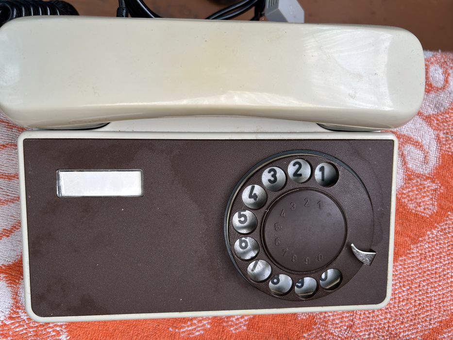 Дисковий телефон Tesla Stropkov