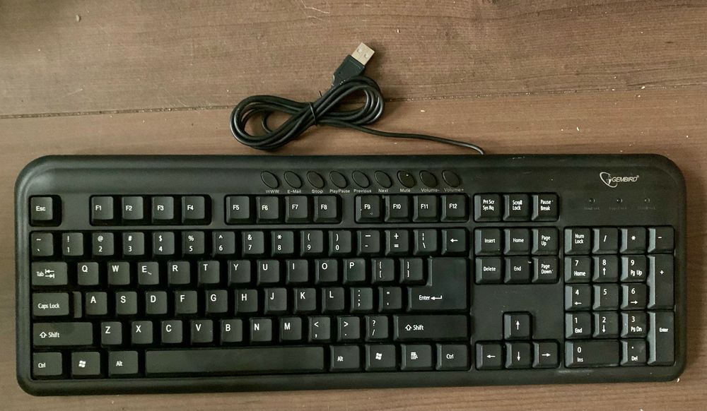 Klawiatura przewodowa USB GAMEBRID -całkowicie nowa