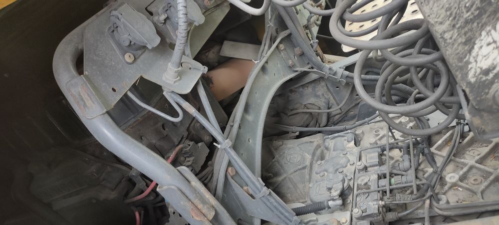 Рено Магнум DXI D12