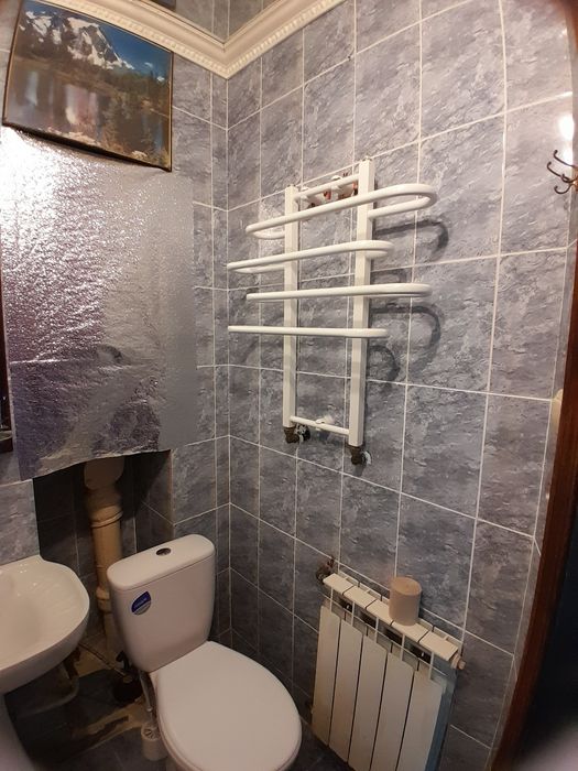 Продам однокімнатну квартиру. Терміново.