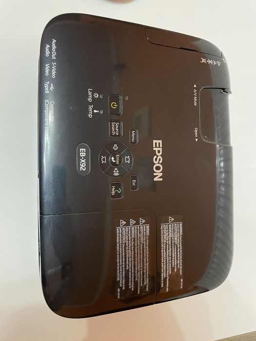 Projektor Epson H390B !