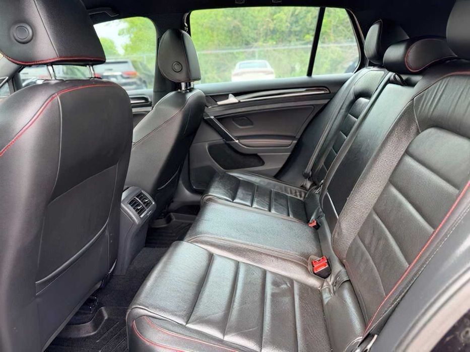 Volkswagen Golf GTI Autobahn      2016