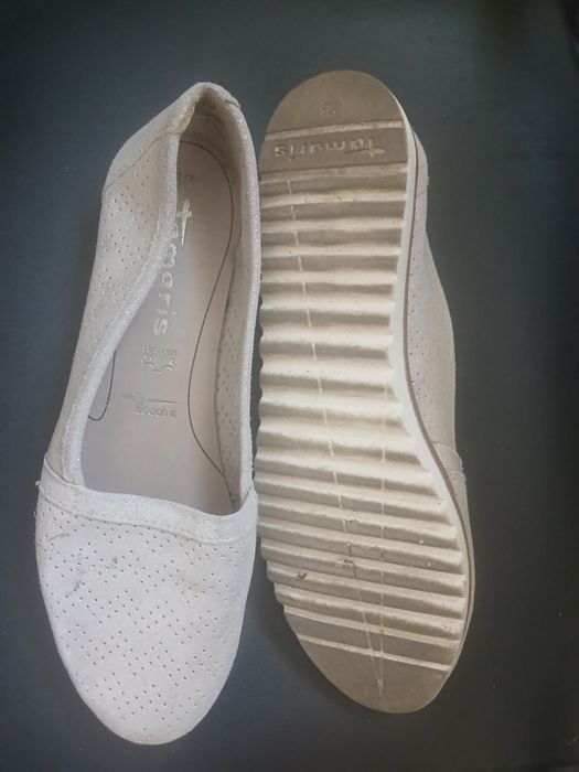 Tamaris skórzane buty 38