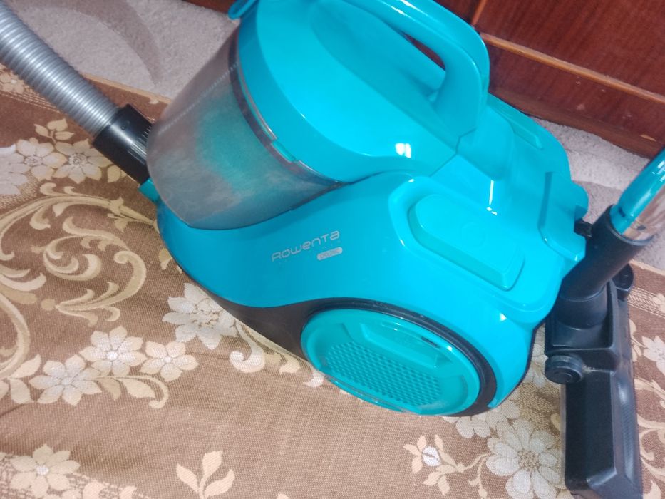 Продам пылесос Ровента