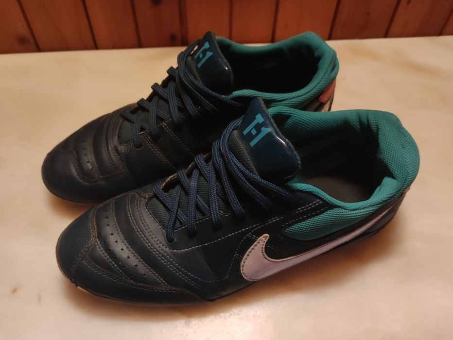 Sapatilhas futsal Nike 42