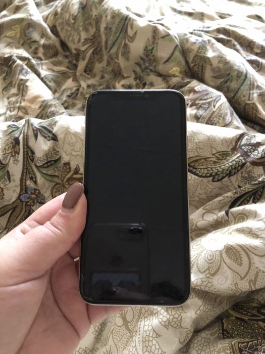 Apple iPhone XS б/у