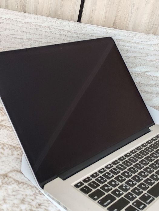 MacBook Pro 15" Retina (Mid 2015) А1398 Збережений стан!