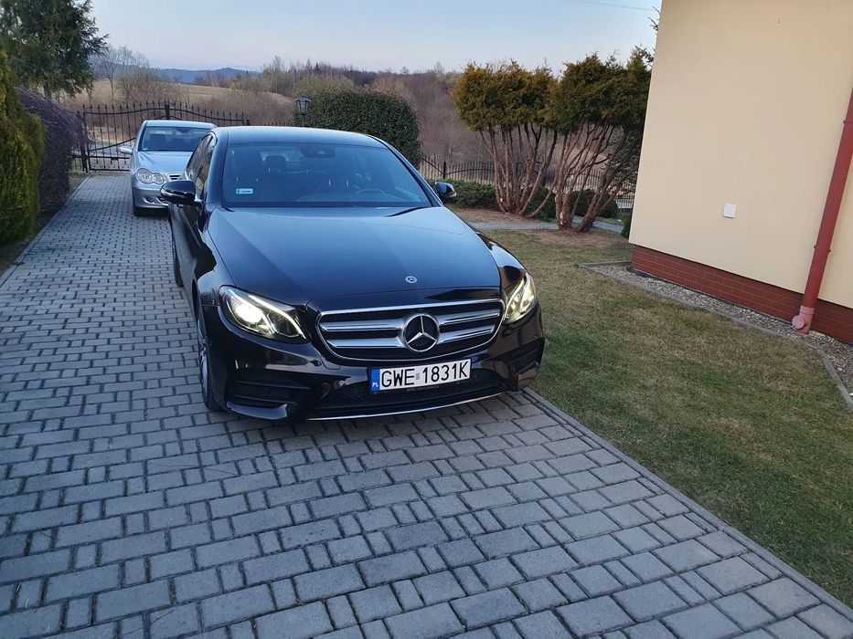 Mercedes-Benz Klasa E Do sprzedania Mercedes 220 d 9G-Tronic AMG Line