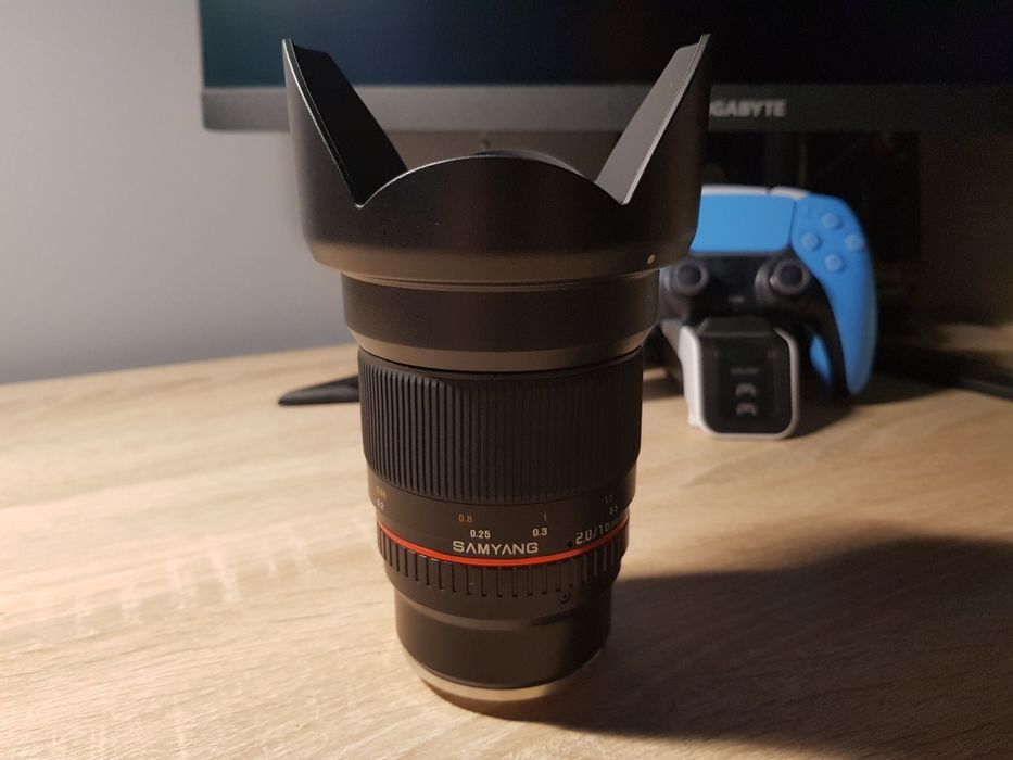 Obiektyw Samyang 2.0/16mm