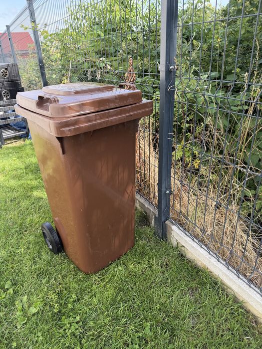 Śmietnik na odpady bio 120 l
