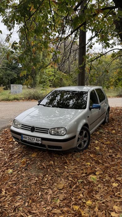 Гольф 4 2001 рік 1.9 тді  6 ст