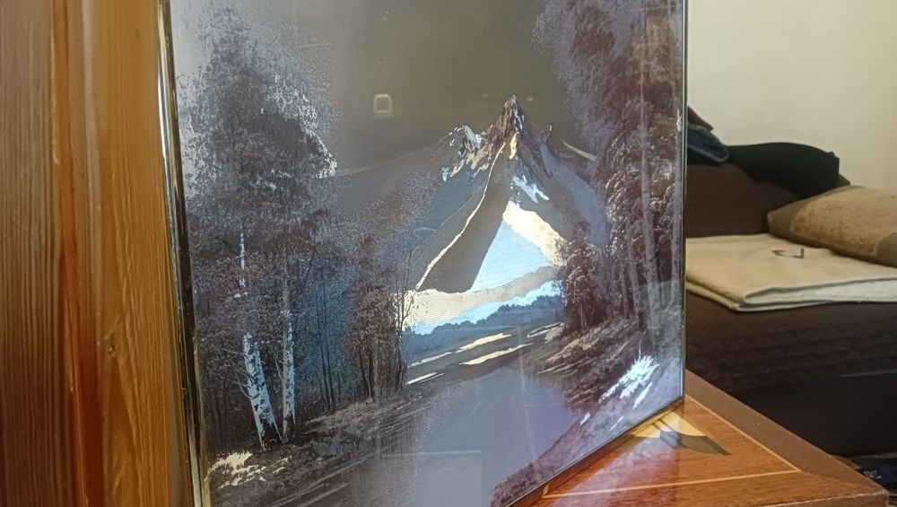 Продам картину "Горы" переливающаяся металло графика