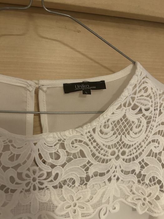 Biała bluzka z koronką Unika Paris