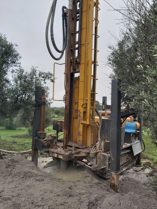 Abertura de Furos de água