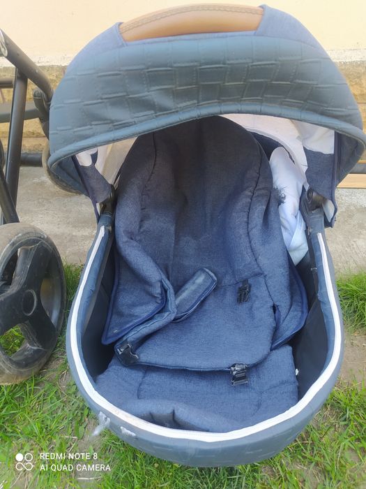 Продам детскую коляску