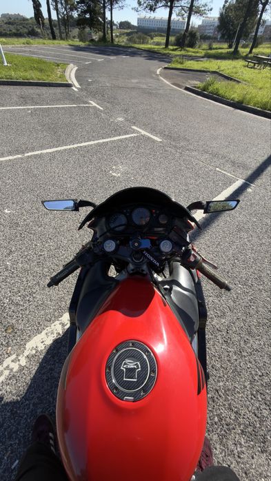 Honda cbr 600 f4 (25kw)