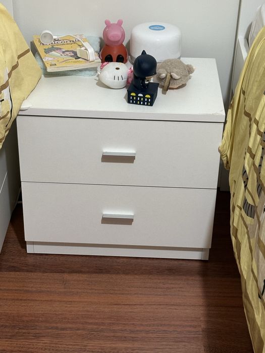 Mesa de cabeceira