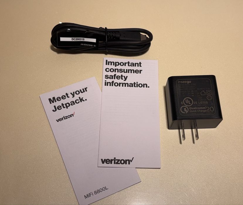 Wi-Fi роутер Novatel Wireless Jetpack MiFi 8800L