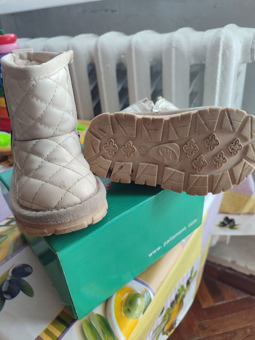 Продам дитячі зимові угги