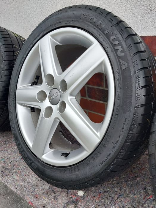 Felgi 17 AUDI 5x112 et45 7,5x17 opony letnie 235/45 r17 ładny stan