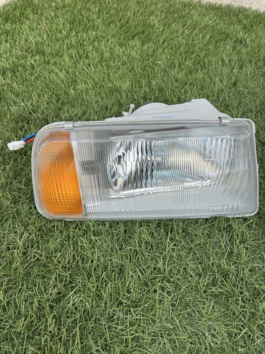 Farol Dianteiro Suzuki Vitara