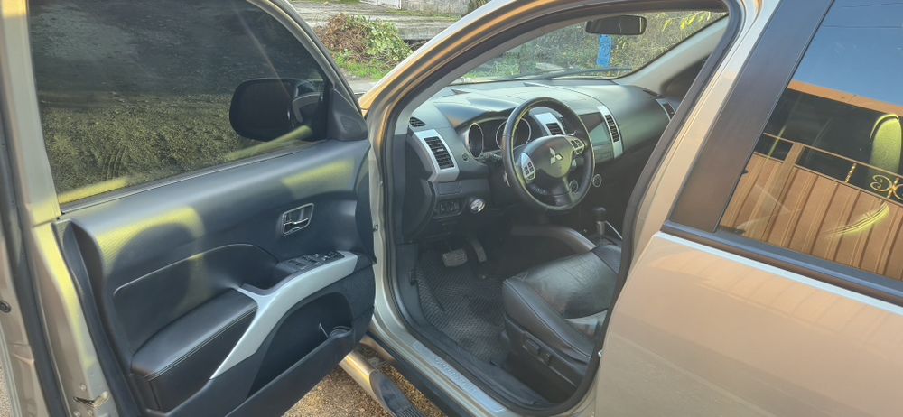 Mitsubishi Outlander XL 3.0