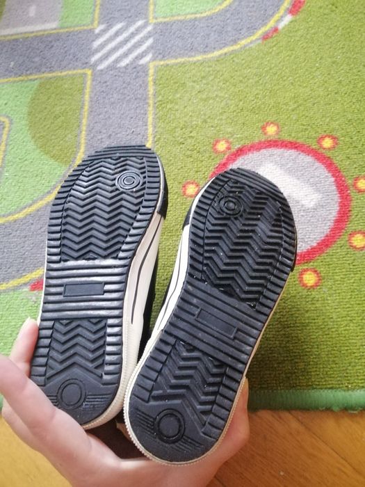 Високі кеди, снікерси, matalan