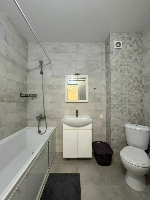 Продам 2 комн.квартиру с ремонтом в новом ЖК на Сахарова. Программы