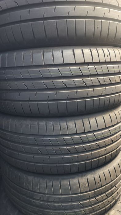 Pneus  215/50/19